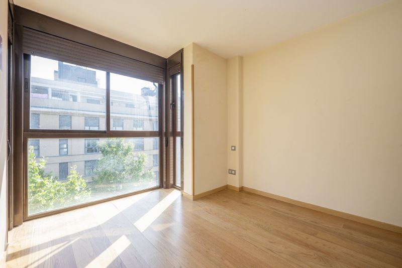 Sliding windows on a contemporary home